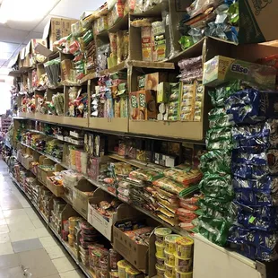 At least there's one clear aisle