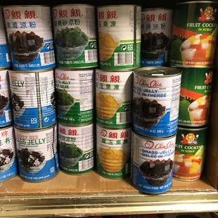 Grass jelly and fruit cocktail