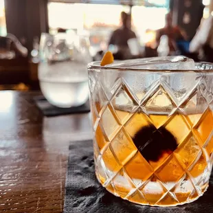 Bourbon old-fashioned