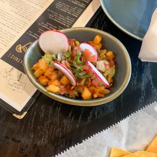 Grilled Pineapple Guacamole