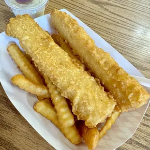 Combo #2-2 pieces of fish with chips