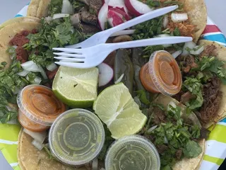 El Manantial Tacos