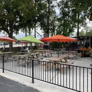 Front dining courtyard