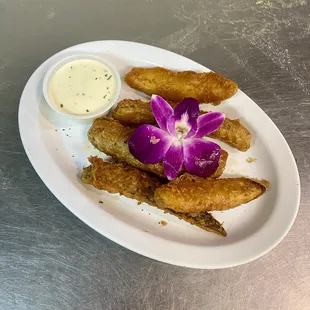 Fried pickles