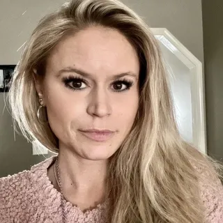Joslyn H.