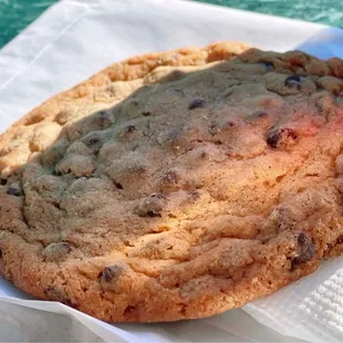 Chocolate chip cookie -  too sweet for me, but it's crispy so if you like crunchy crispy cookies, this is it.