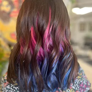 Peekaboo vivid color done by : Greysin
