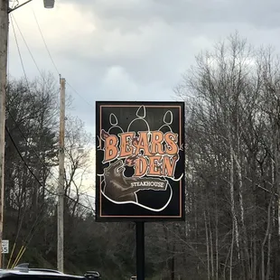 a sign for the restaurant