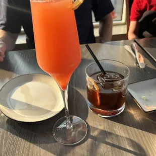 Prosecco spritz and smoked old fashioned.