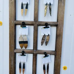 Handmade jewelry in the Bee-tique