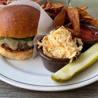 BBQ BRISKET SANDWICH