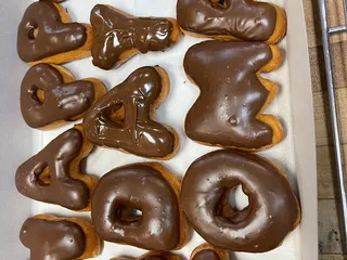 Luv n Donuts