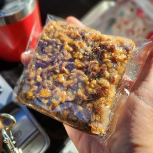Good sized honey pecan bar