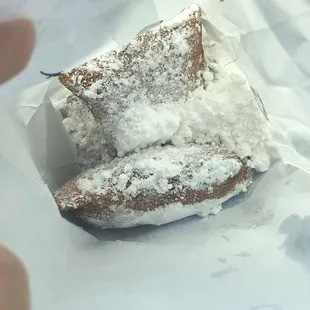 Beignet, my love...