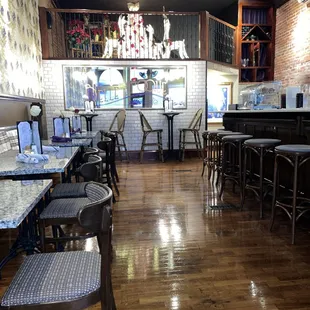 La Belle Epoque Cafe