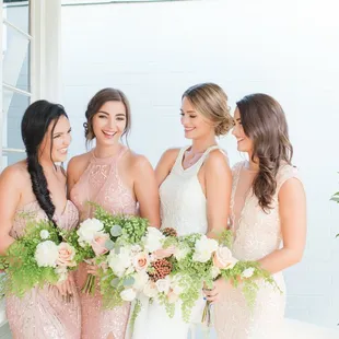 Bridal party getting ready at The Belle Rae Estate