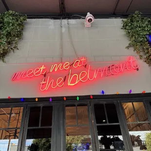 Love a good sign