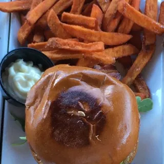 Belmont Burger