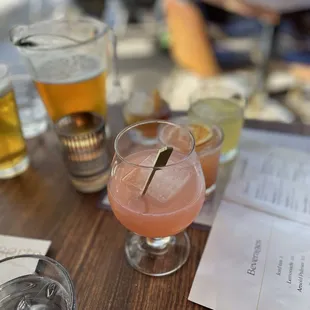 drink, oysters and mussels