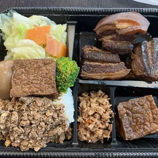 Skew Pork Bento - 控肉