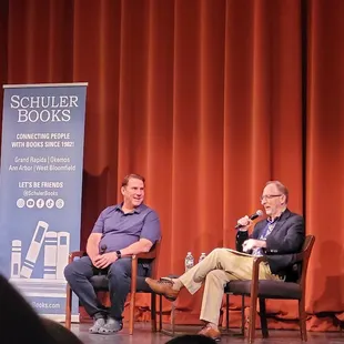 Nicholas Sparks and journalist Neal Rubin