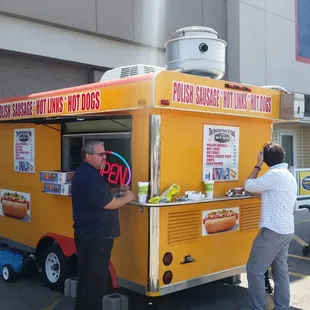 a hot dog truck