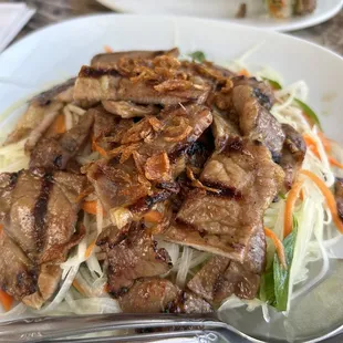 Papaya salad with pork