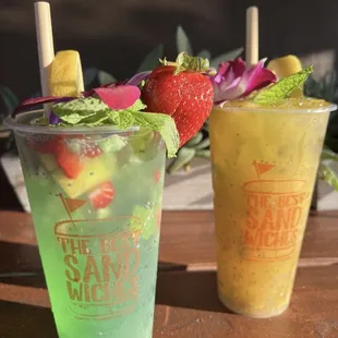 Kiwi and mango mojito