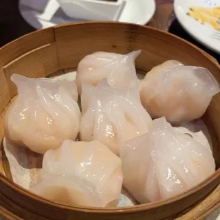 9. Steamed Crystal Shrimp Dumplings