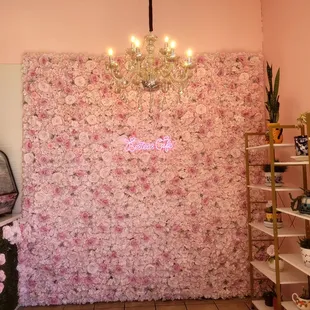 Flower instagram wall near the ordering counter