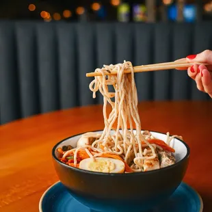 ramen, ramen and noodles, noodle soup, food, noodle dish, noodles