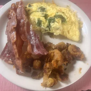 Omelet, bacon, house potatoes!