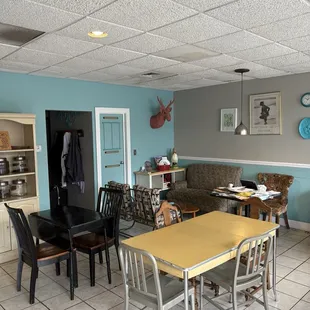 Inside -- Friday, 29 November 2024