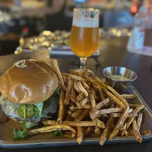 Y.e.m burger