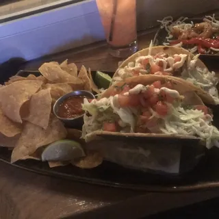 BAJA FISH TACOS (2)