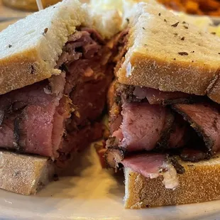 Pastrami sandwich on Rye bread with spicy mustard