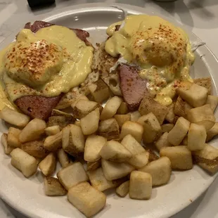 Eggs Benedict