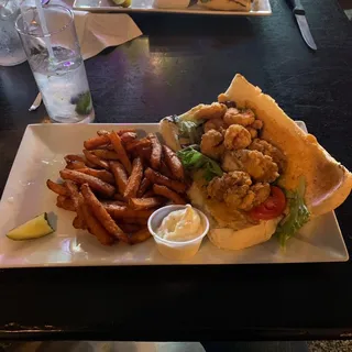 1/2 Shrimp and 1/2 Oyster Po'boy