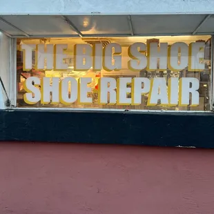A Shoe Repair shop is inside this Humungous Shoe Shaped Building that's 25 feet tall &amp; 32 foot long@  The Big Shoe Repair in Bakersfield CA.