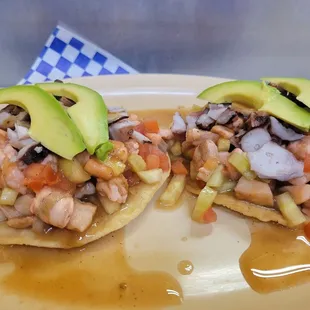 Tostada mixta