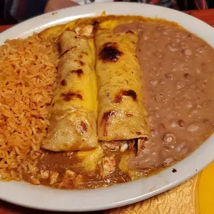 Enchilada dinner with chicken fajita