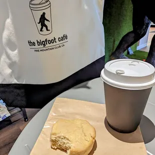 Latte &amp; maple scone