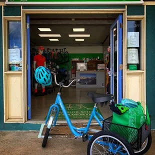 Kailua store hours: Mon-Fri 9AM to 5PM Sat 10AM to 5 PM Sun CLOSED