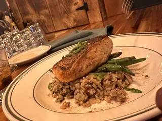 W Bar Bistro