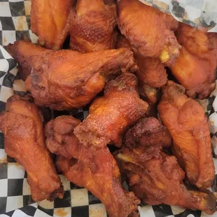 These hot wings SMACK!