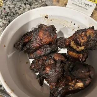 Well I have been here a couple of time. I was very disappointed at the food I received when I got home.. Chicken burnt and grease dirty!!?