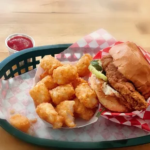 FRIED CHICKEN SANDWICH + TATER TOTS