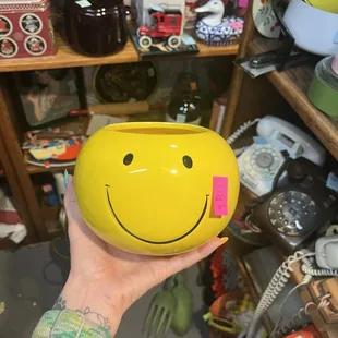 Smiley face planter
