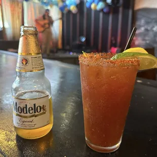 Great Michelada with live music