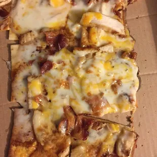 BBQ chicken flatbread